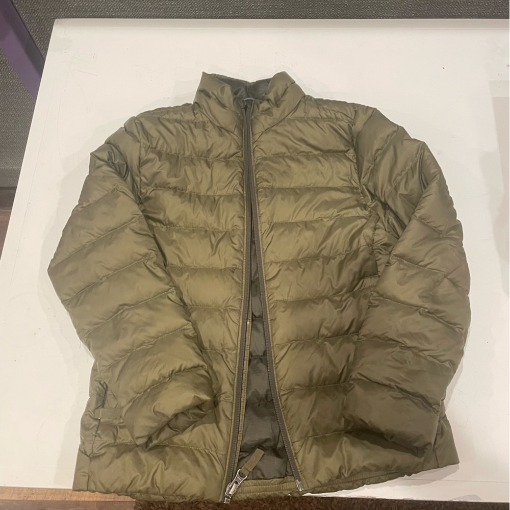 Boys REI Lightweight puffer jacket